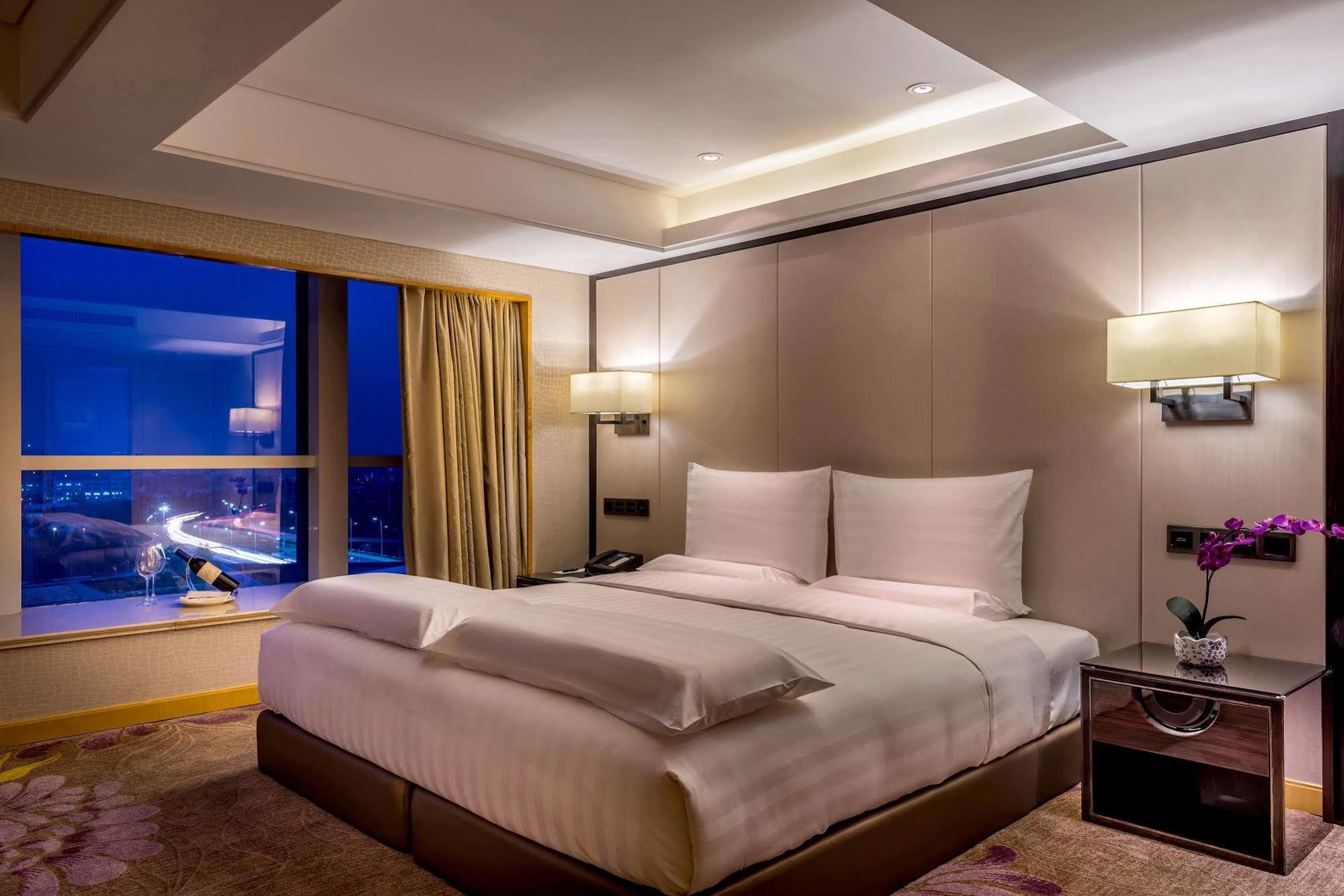 Pullman Qingdao Ziyue Hotel Buitenkant foto